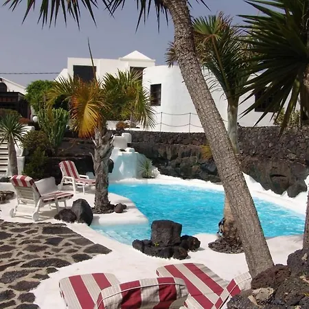 Sleeps 6 Pool Wifi Villa Tahiche